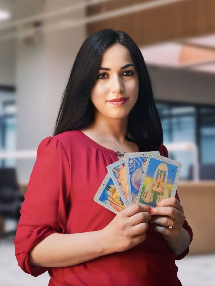 Photo de Suzy, voyante spécialisée en Tarologie • Voyance pure pour un rappel immédiat voyance